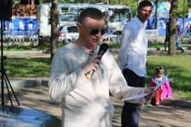 Поэт и журналист Виктор Антонов